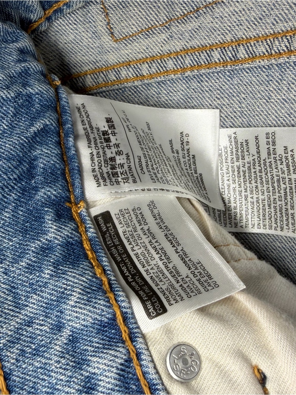 Levi's 502 Men's Light Blue Straight Jeans - Picture 3 of 9
